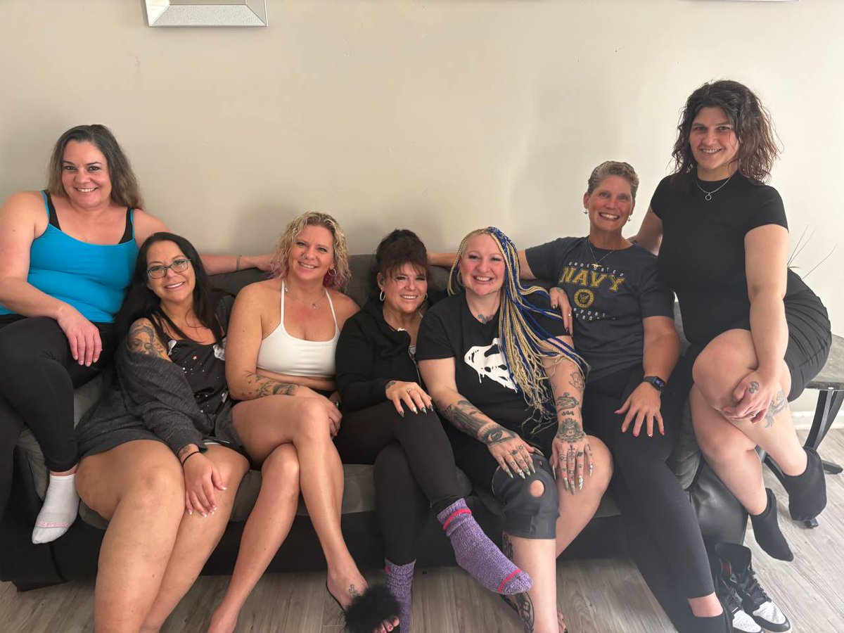 Livie Blainn 'the Domme Mommy' tweet media