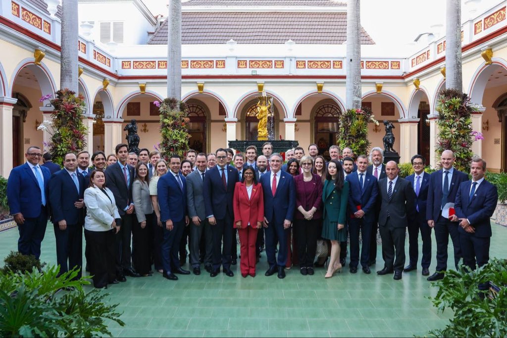 Delcy Rodríguez tweet media