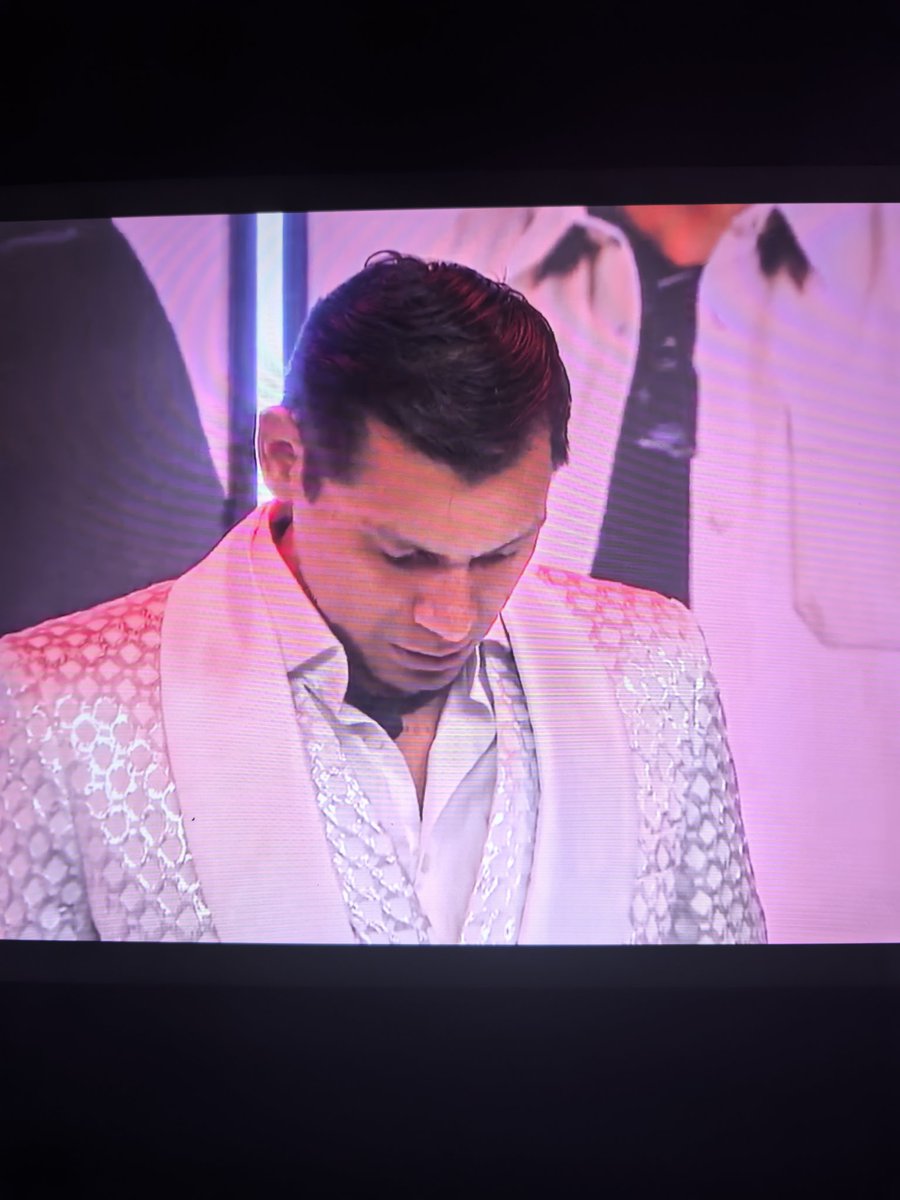 ALGUIEN NO ESTÁ SOPORTANDO 😂😂😂😂

#LaCasaDeLosFamososCol3
#LaCasaDeLosFamososCol