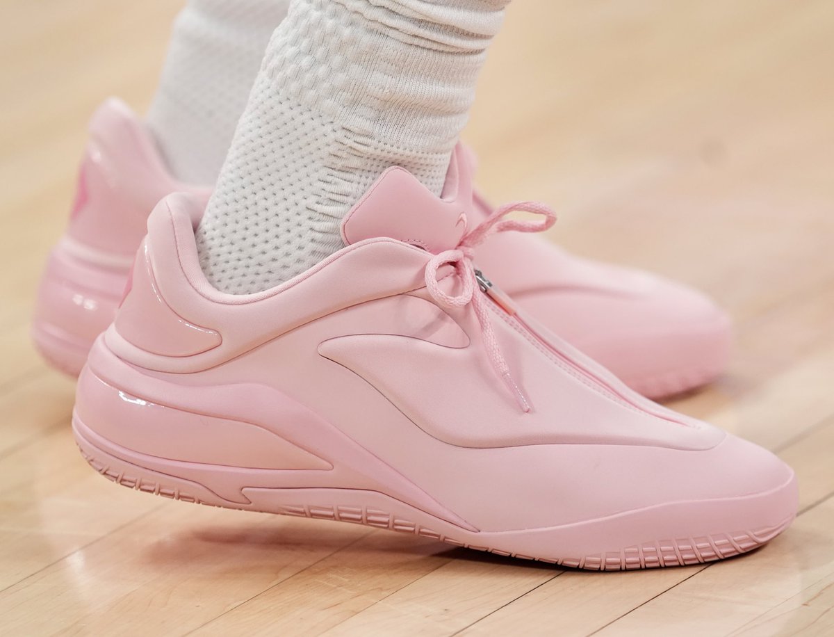SGA is debuting the “Blush” <a href="/Converse/">Converse</a> SHAI 001 for the first time on-court tonight at MSG: