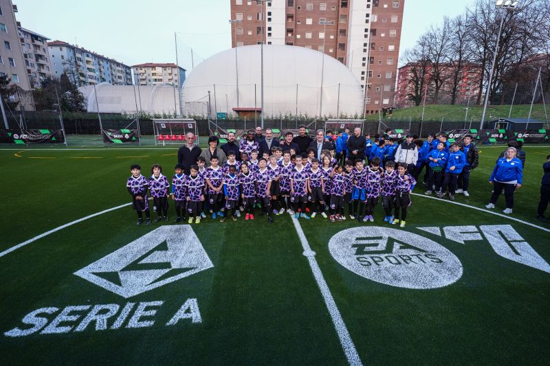 gamer_matheusx's tweet photo. The FC FUTURES initiative, created in collaboration with Lega Calcio Serie A!
EA Sports and Lega Calcio Serie A have officially opened a community soccer pitch located at the Parish of Santa Maria Ausiliatrice in Milan. #FCFutures #FC26 https://t.co/0xhXoHqxLM