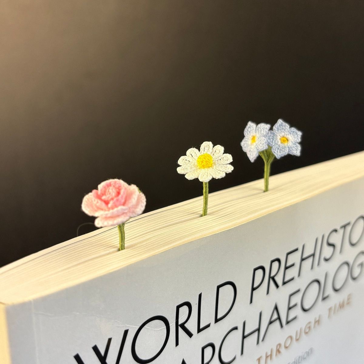 heart_jpg's tweet image. crochet flower bookmark