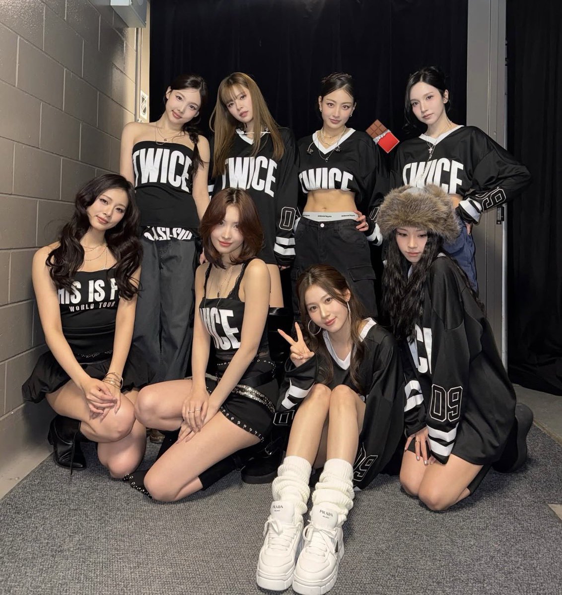 Zayn has recently been to a Twice show with his daughter Khai!

“<a href="/JYPETWICE/">TWICE</a> massive thanks for giving the girls the best night ever 🩷🩷🩷”