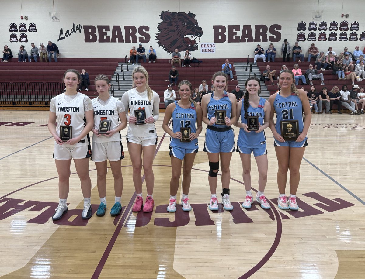 drewcookwrites's tweet photo. The Region 2-AA All Tournament Team

McMinn Central:
Malea Masingale (MVP)
Kytalin Davis
Emma Wilson
Maddie Kirkpatrick 

Meigs County: 
Kennedy Smith
AK Hennessee

Jonna Moses, Delilah Reed (Tellico Plains)
Tori Boshears, Mackenzie Raymer, Lexi Jenkins  (Kingsto https://t.co/BEChrCEi0h