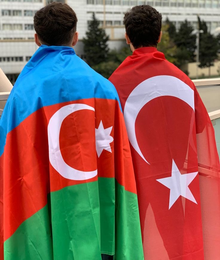 TurkOtagi01's tweet photo. İspanya gibi sağlam duran ülkeler ile elbette dostluk kuralım.

Lakin biz yine de sırtımızı her zaman gerçek kardeşlerimize dönelim. Türk'ün Kardeşi Türk'tür. https://t.co/2vlrFhEUlr