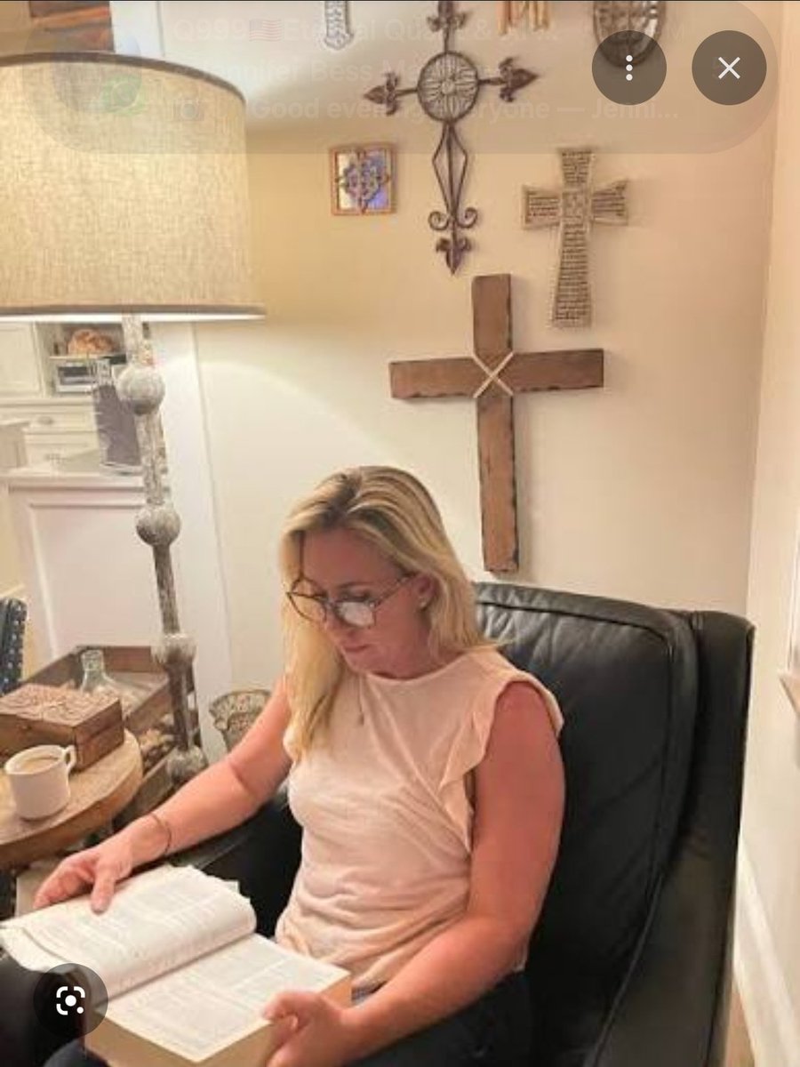 GuruRising's tweet photo. @mtgreenee I don't understand how you can call someone a bitch when you are someone who is always reading the Bible. https://t.co/W2rZ6PMo2W