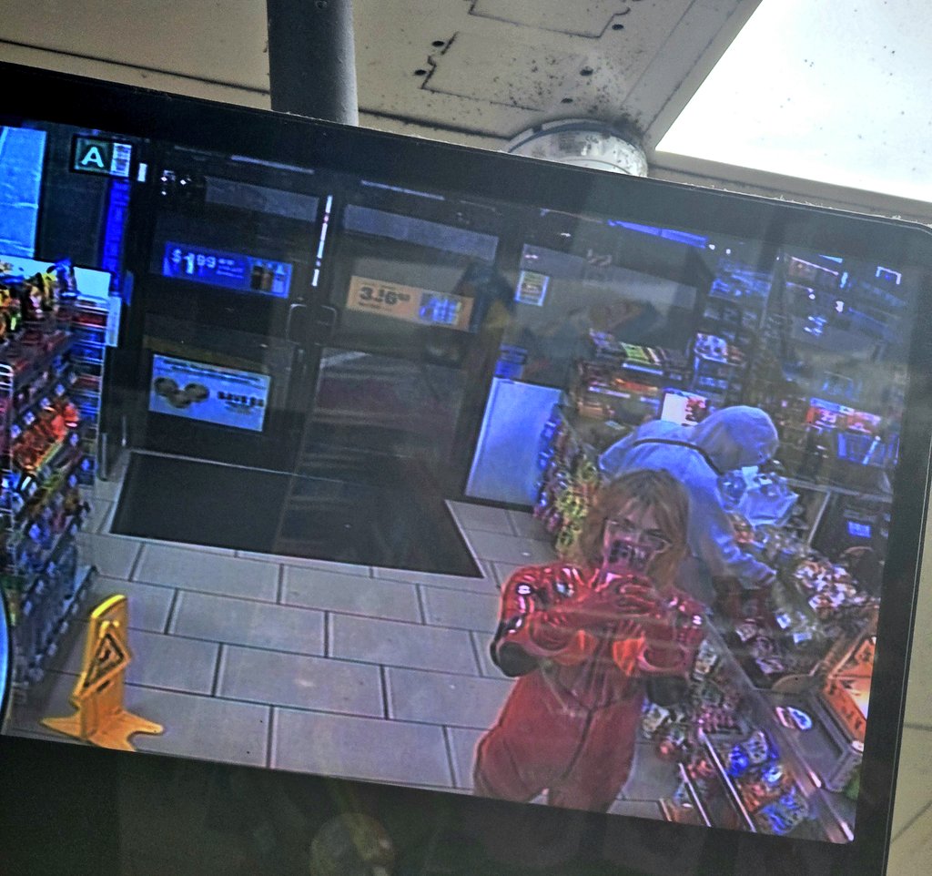 Eris🪤 tweet media