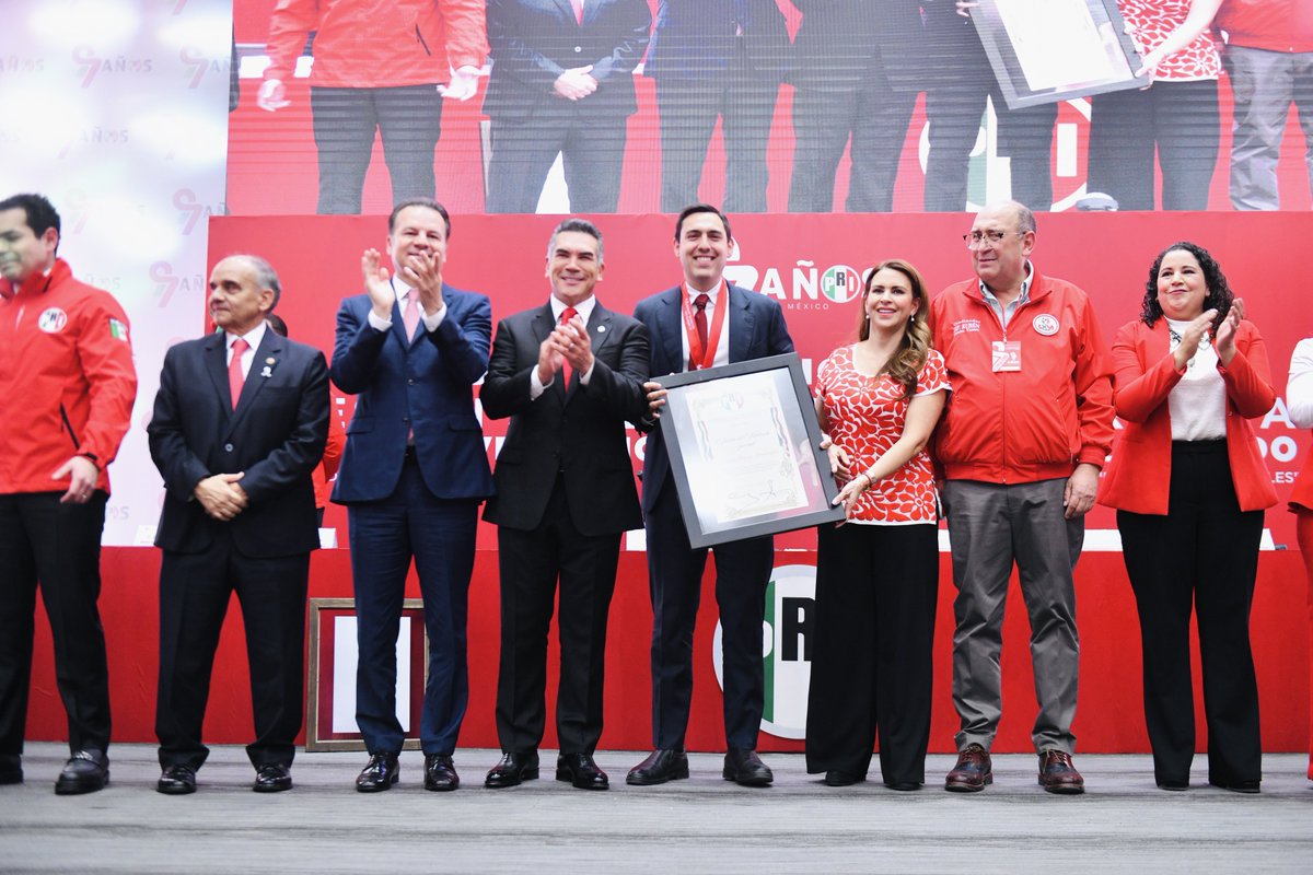 Alejandro Moreno tweet media