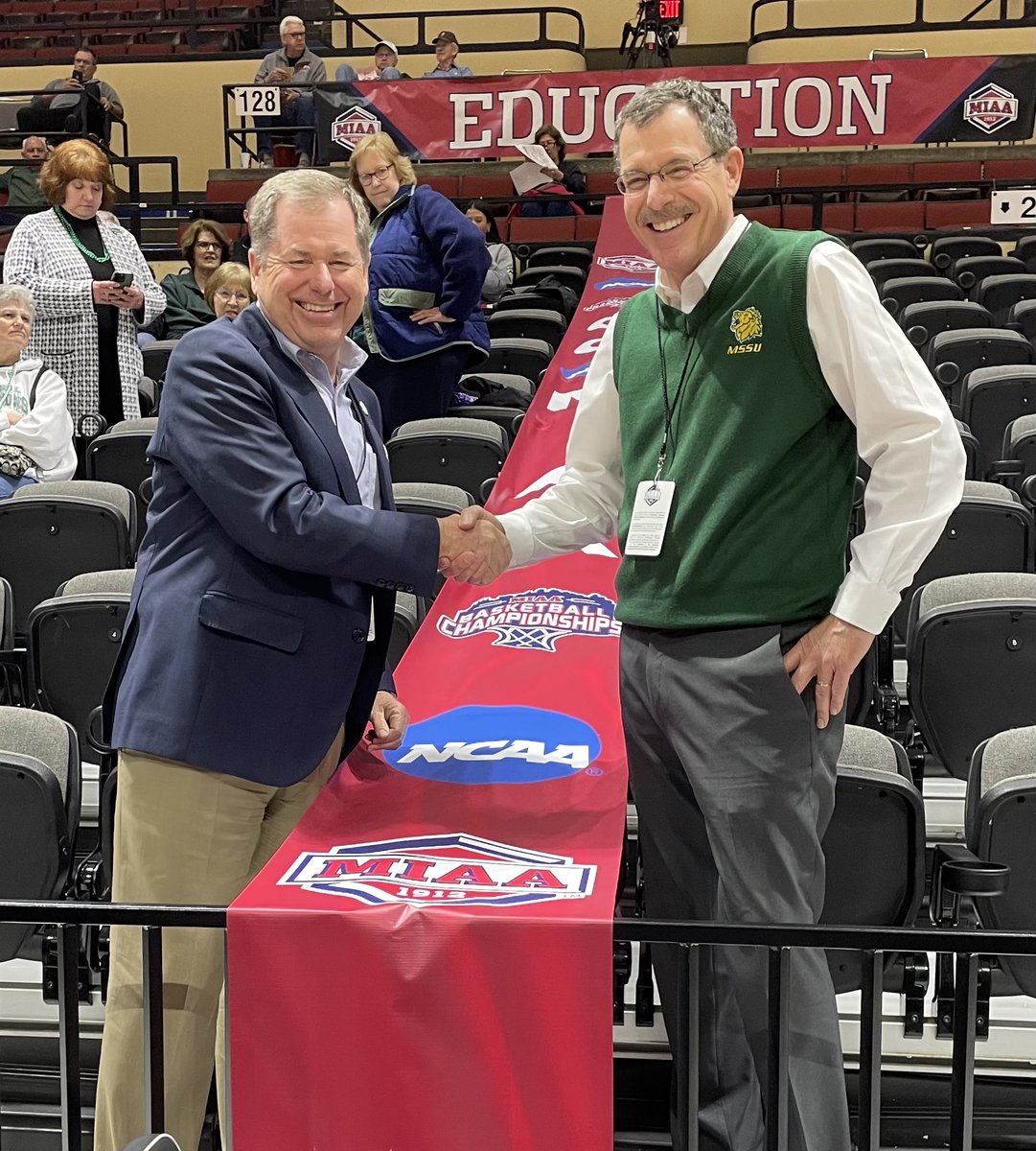 Mike Racy tweet media