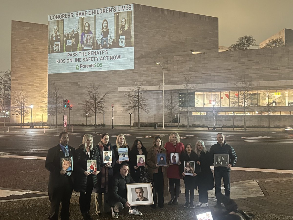 Parents for Safe Online Spaces tweet media