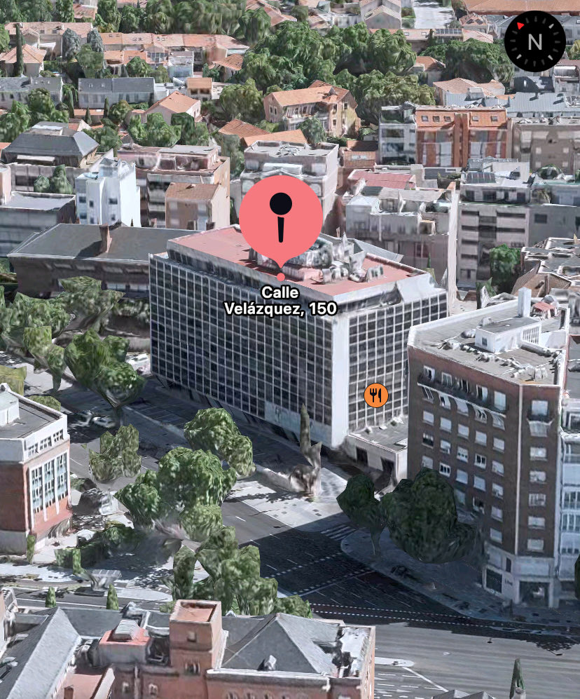 MOROAMIGABLE's tweet photo. españoles, por seguridad evitad transitar cerca de la calle velazquez 150 con código postal 28002 en madrid https://t.co/20U8ACJM5j