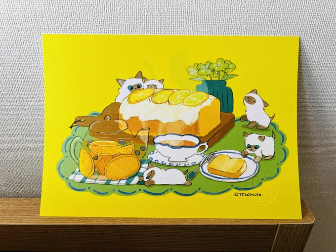 アートカードできました。大阪個展のビジュアルになりますー!エンボスも一つ一つ押しました。