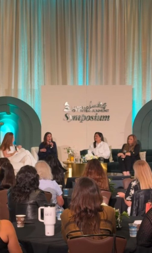 suerolaw's tweet photo. It was an absolute pleasure sharing the stage with these amazing trailblazers in Latin Music Entertainment.
Thank you to the Latin GRAMMY Foundation for an outstanding Leading Ladies of Entertainment Symposium.

#suerolaw #latingrammyfoundation #leadingladiessymposium https://t.co/A7QF3CMrMu