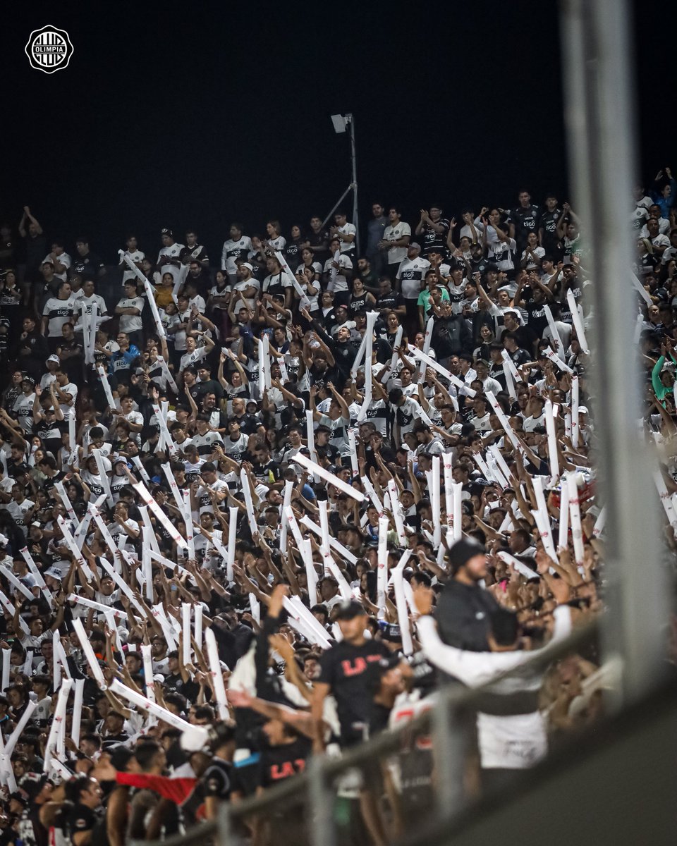 𝐆𝐑𝐀𝐂𝐈𝐀𝐒, 𝐕𝐈𝐄𝐉𝐎. Ya sabes por qué...

🤍🖤🤍