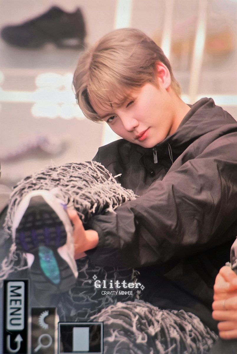 𝙂𝙡𝙞𝙩𝙩𝙚𝙧 tweet media