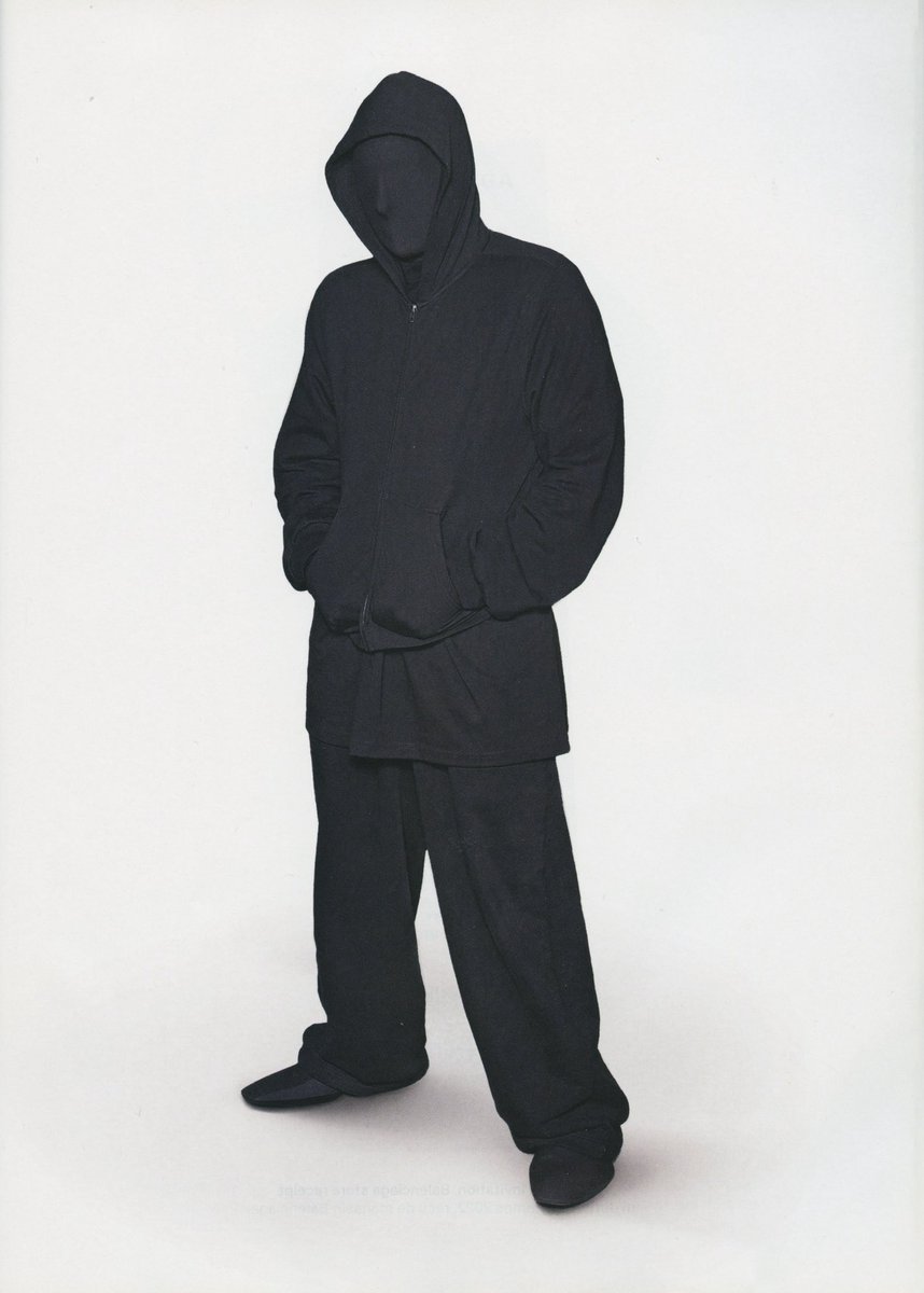 balenciaga summer 2022 
look 64