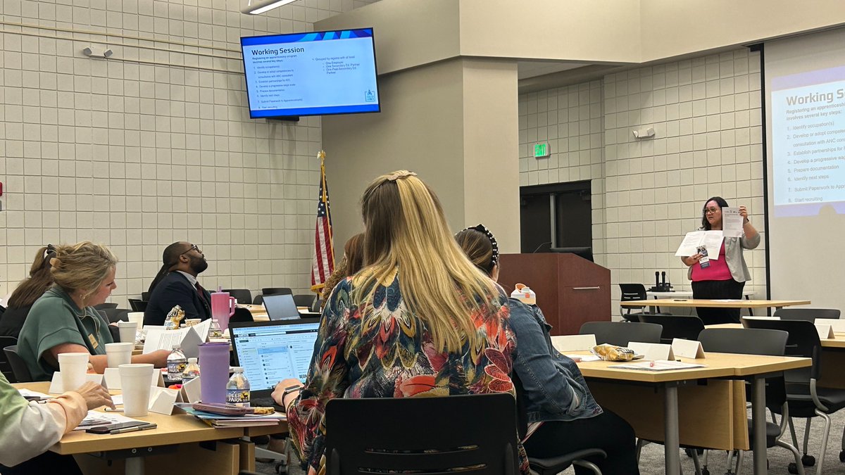 Robert Locklear tweet media