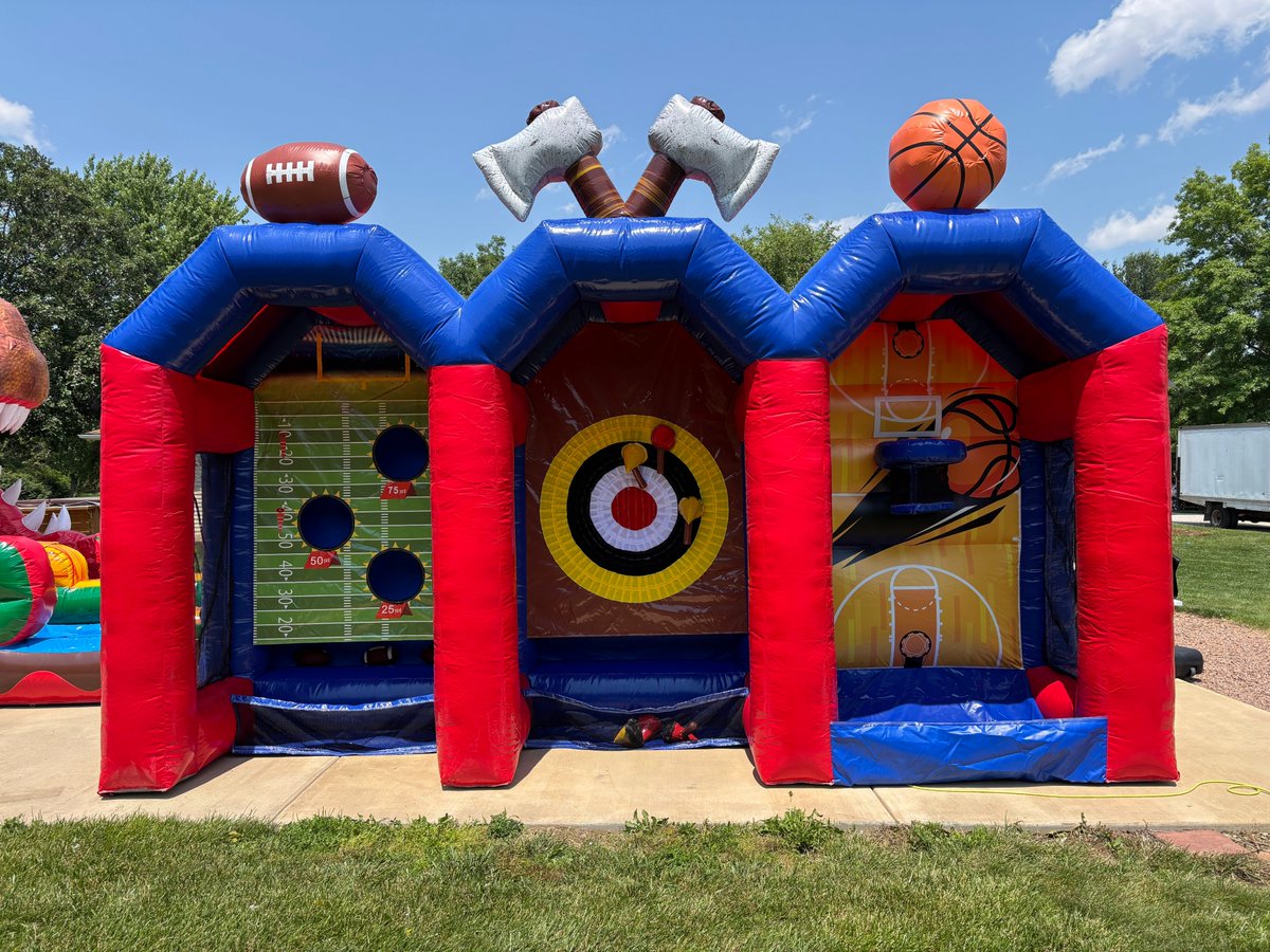 CentralIllino15's tweet image. Our triple threat sports game. Basketball and football and axe throw all in one game. With Central Illinois Inflatables, fun is covered for your event.

centralillinoisinflatables.com
217-498-8774

#centralillinoisinflatables #bouncehouses #funevents