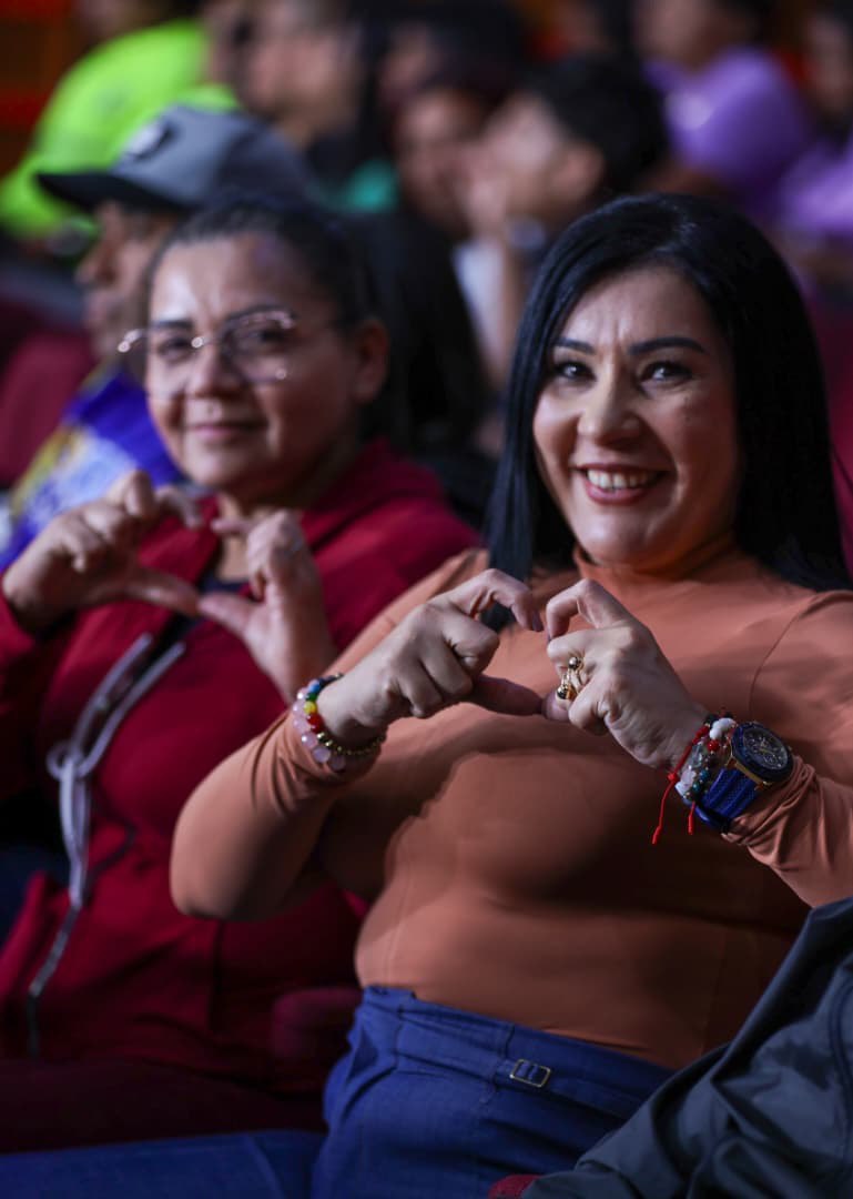 ConElMazoDando's tweet photo. #ChavezPorAhoraYSiempre https://t.co/xx59BC9UBJ