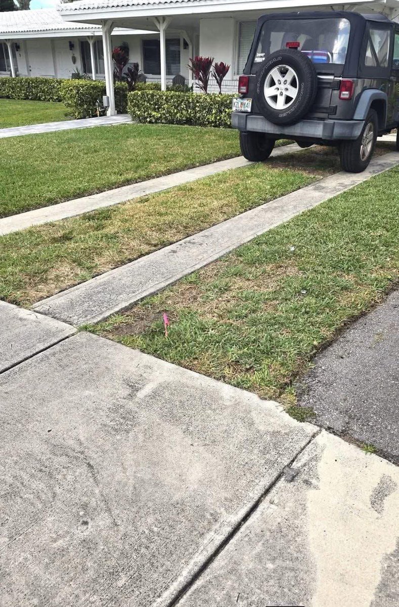 The Husky tweet media