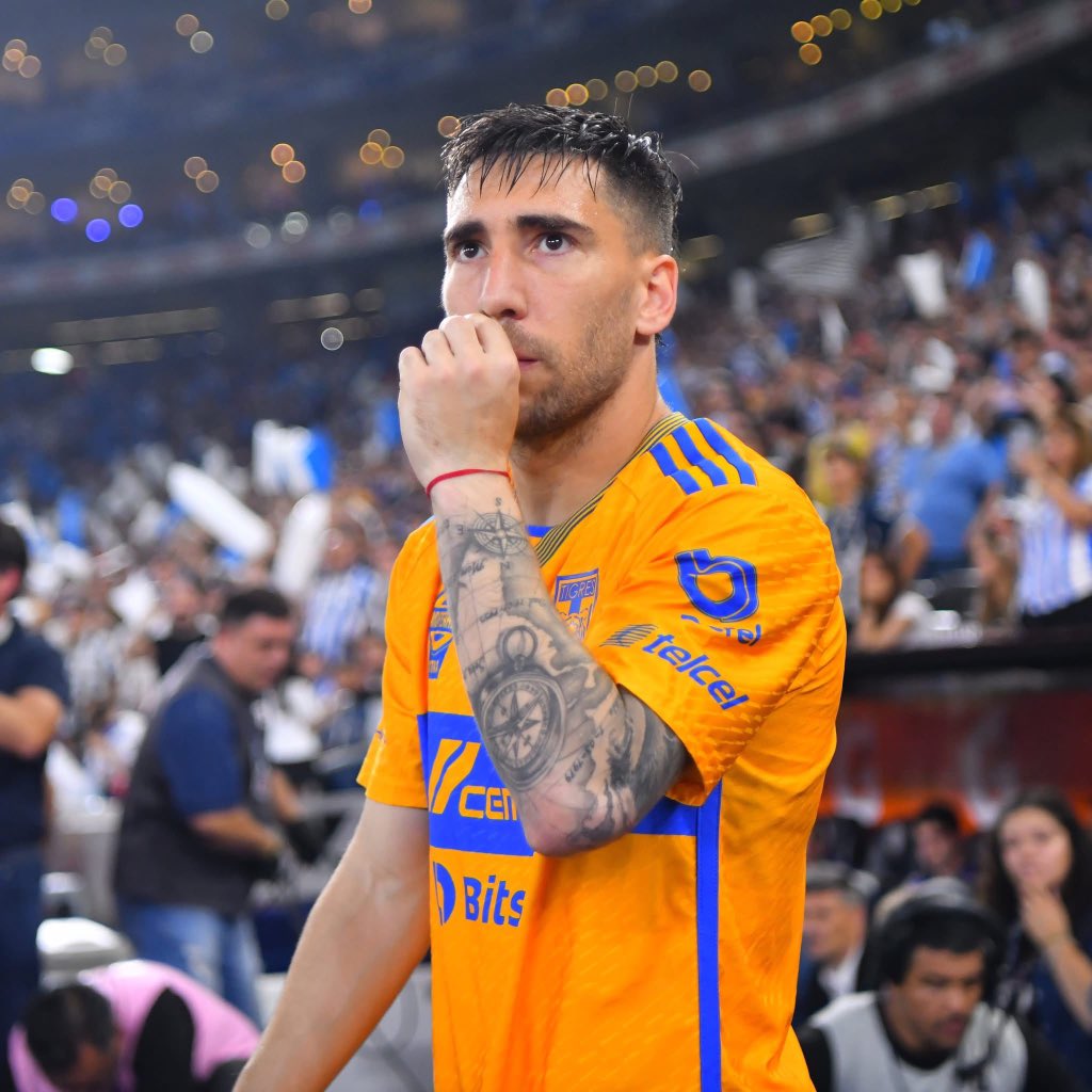 𝑨𝒙𝒆𝒍𝒓𝒆𝒚𝒕𝒐 tweet media