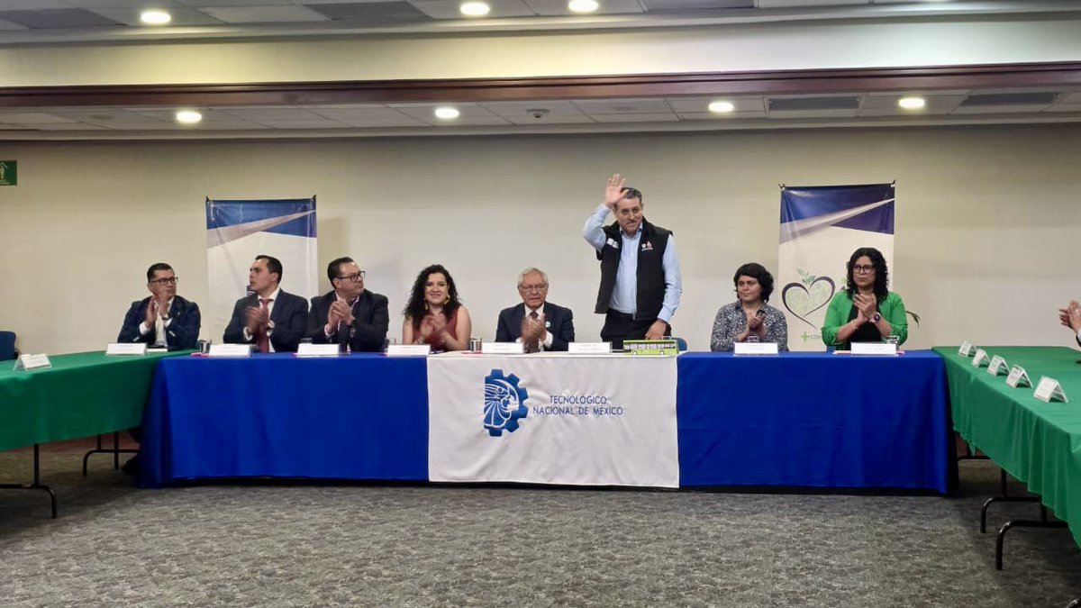 Daniel Arcos tweet media