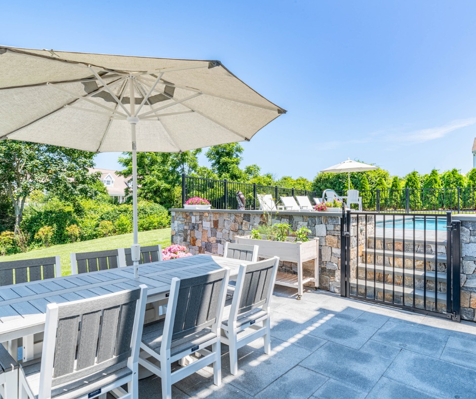 PhilbrookCC's tweet photo. As a general contractor, part of our service is to coordinate and plan all activities of your project, which can include landscaping finishes and pools. Our experience and trusted subcontractors ensure a seamless experience from start to finish.
#BuiltByPhilbrook https://t.co/j3nO7J1OgW