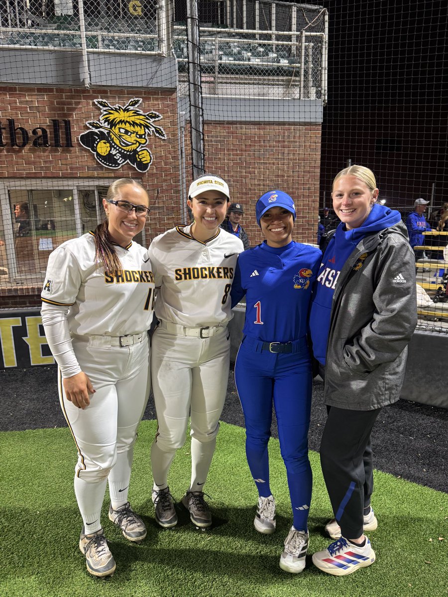 McLennan Softball tweet media