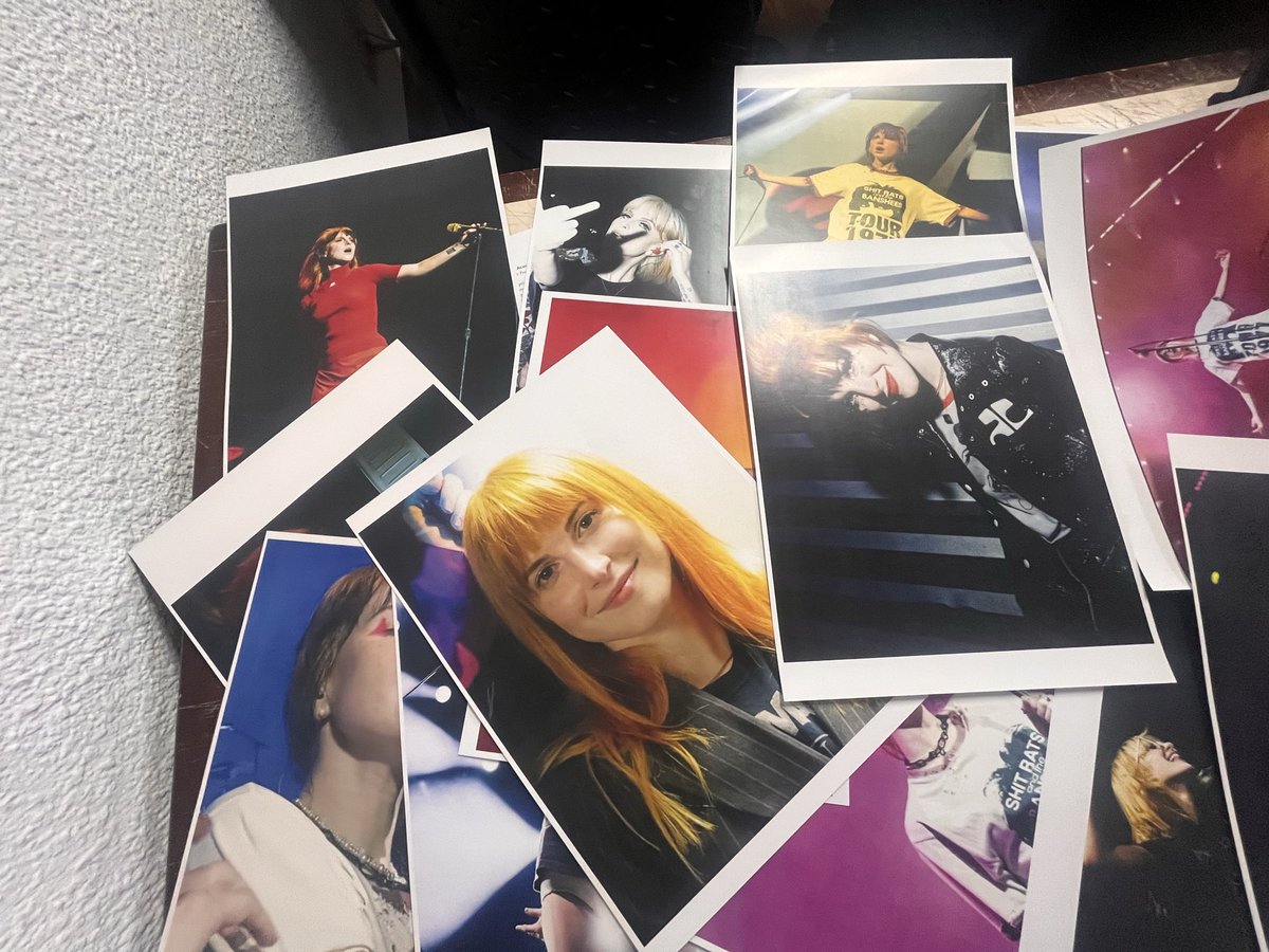 alison316445's tweet photo. No estoy loca. 
@paramore https://t.co/DJyoFgQa8i
