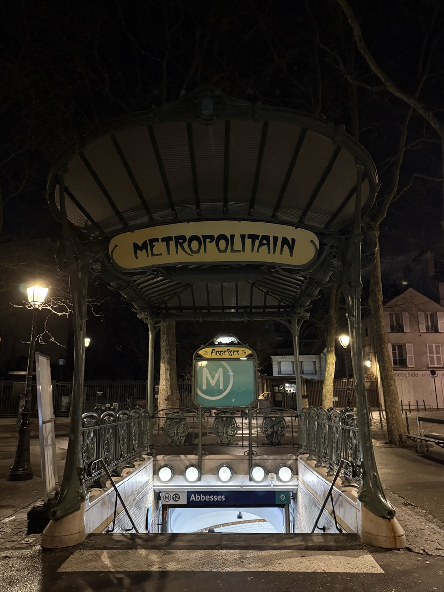 MonteroVerdi's tweet image. I miss Paris Métro 😢 ....  f*ck the @MTA #MTA #NYCSubway
