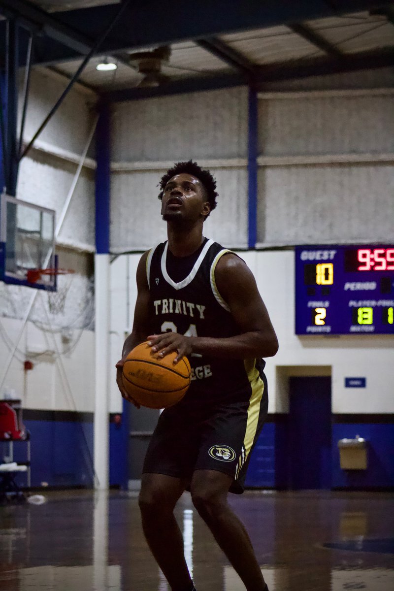 Adelyas Reaves tweet media