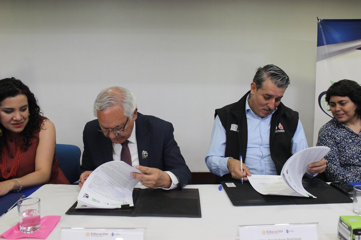 Daniel Arcos tweet media