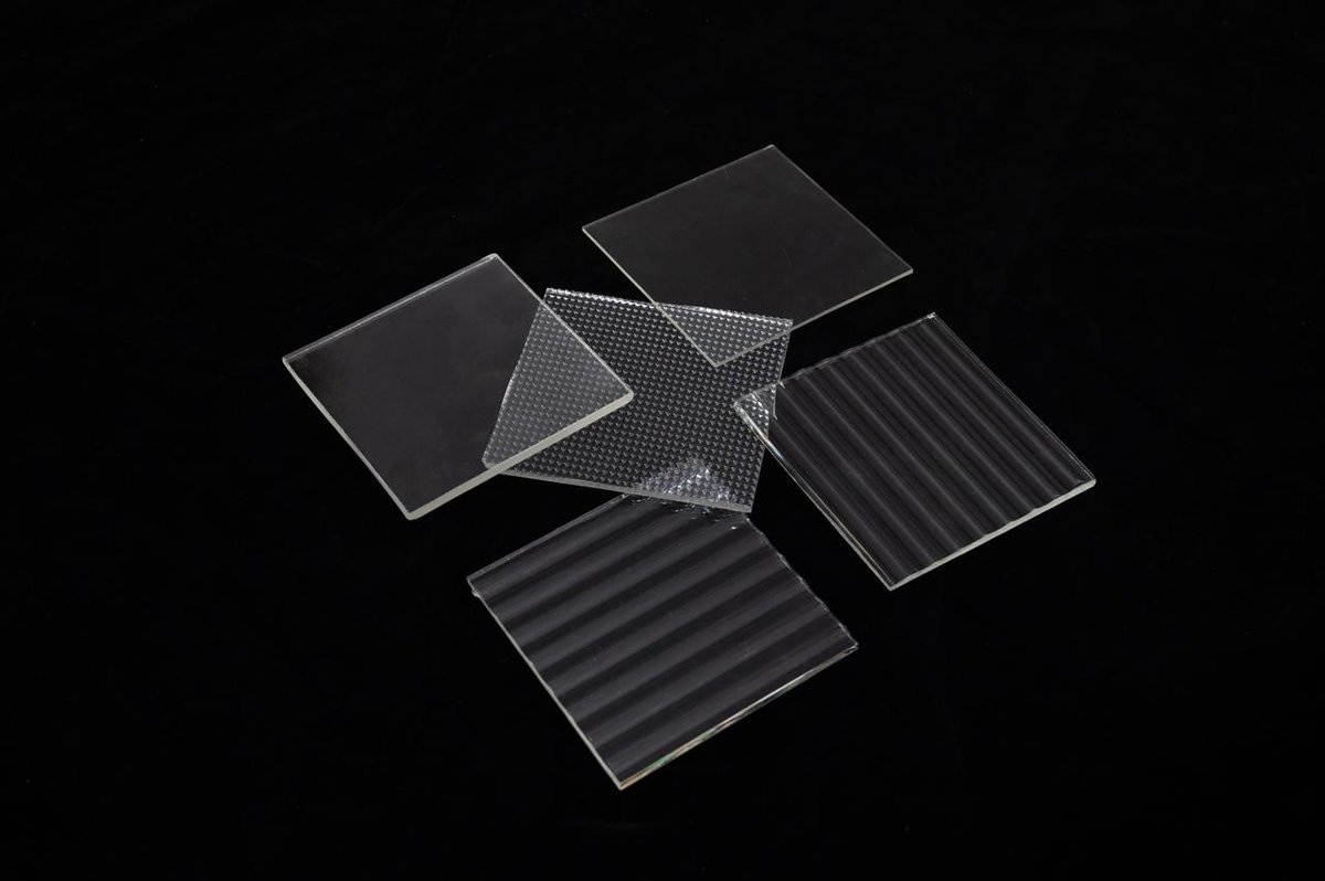 vattiglass2025's tweet image. ☀️Enhance your space with Vatti Glass’ ultra clear patterned glass!
Our decorative glass partitions use 6mm or 8mm fluted patterned glass sheets, crafted via precise calendering methods.
Learn more at: vattiglass.com
#VattiGlass #patternedglass #RainBpatternedglass