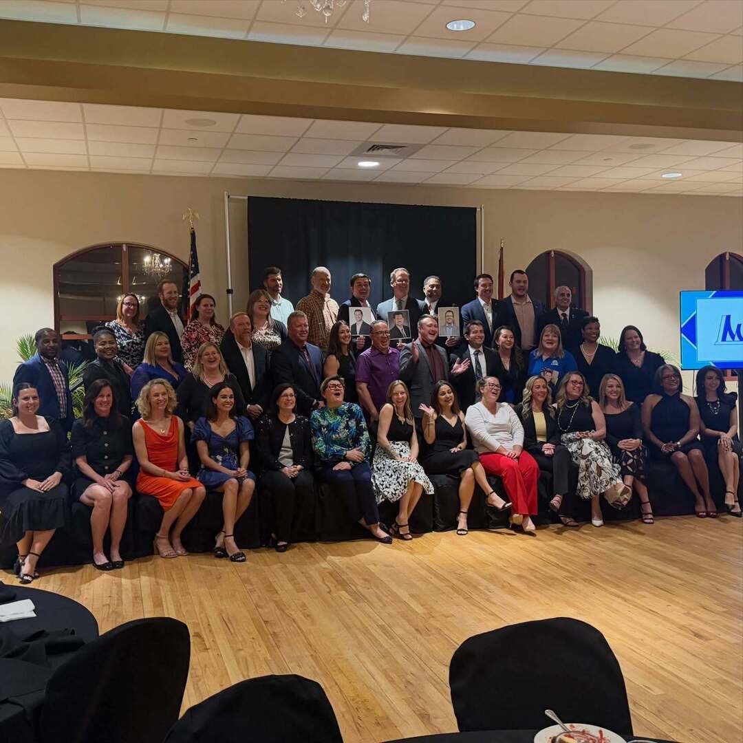 Stephanie Garrison tweet media