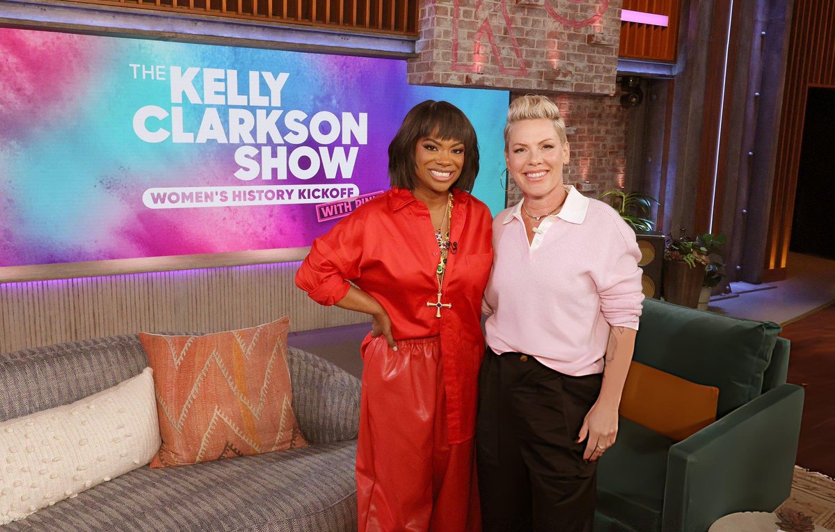 Fan Account • P!nk Crave tweet media