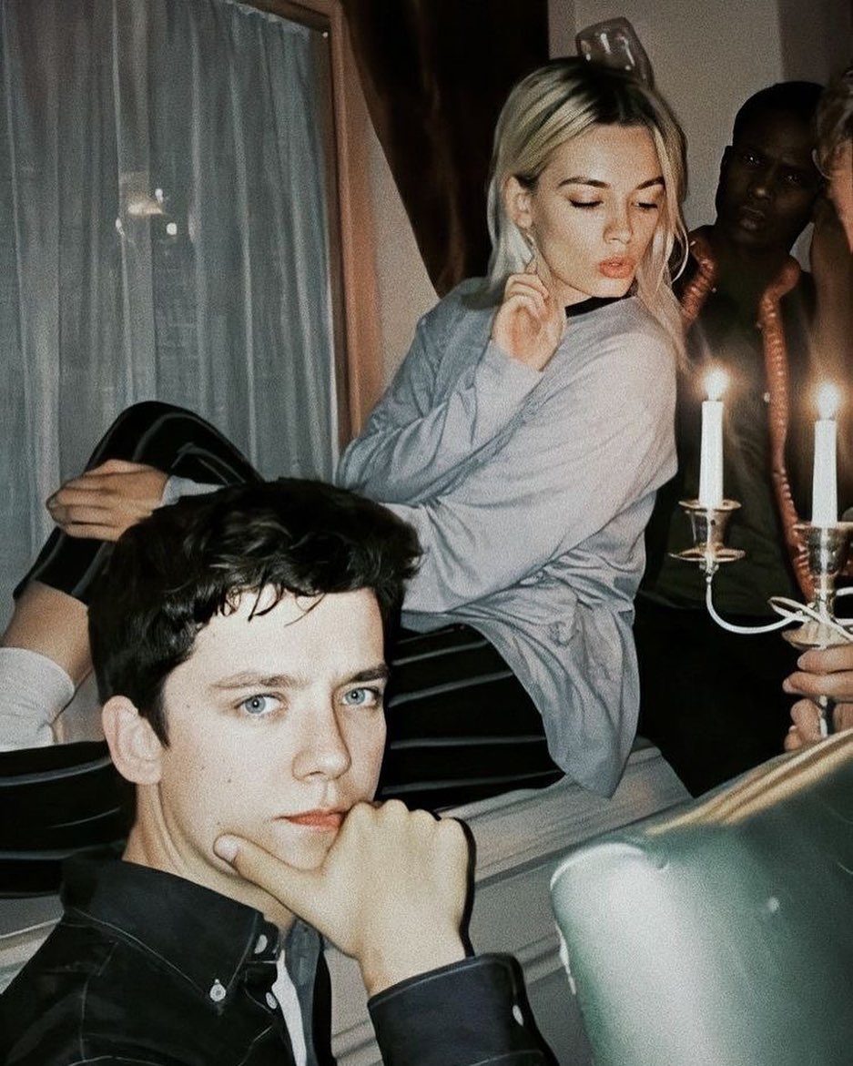 untitled folder (@untitledfold_er) on Twitter photo 