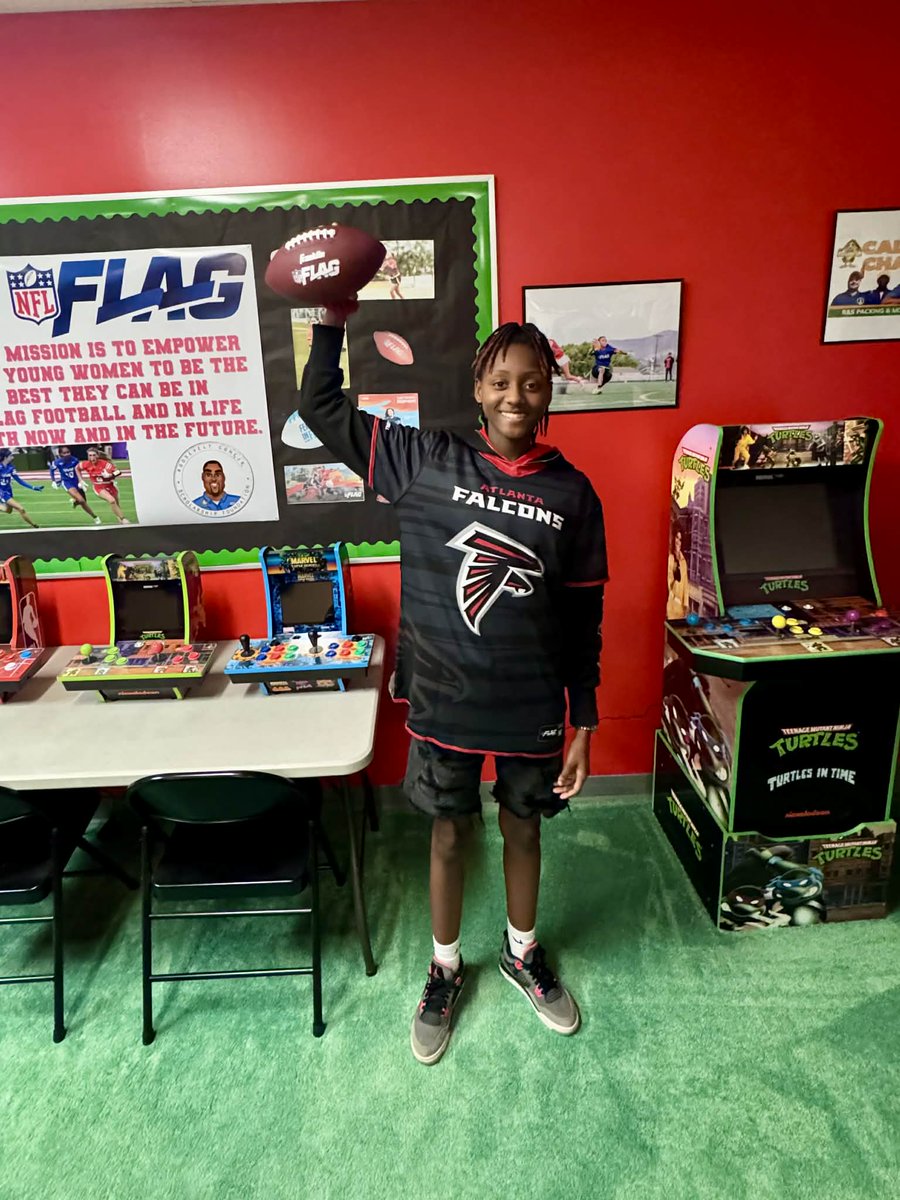 Our girls had a great night tonight at our meeting. We had Coach Webb come by and give the girls some key points on staying focused in life. Our girls are also excited about getting started with our flag football league. Inbox us for more information on our Girls NFL FLAG LEAGUE