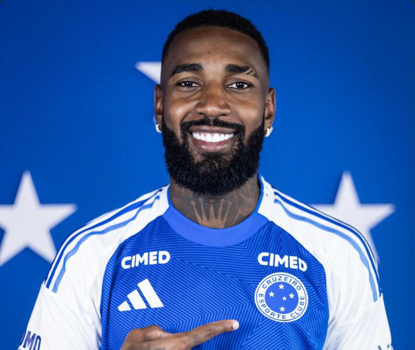 cfred_amaral's tweet photo. De acordo com o levantamento citado pela publicação, o Brasileirão foi o segundo campeonato que mais gastou na última janela, atrás apenas da Premier League. Os clubes brasileiros somaram cerca de 245 milhões de euros em contratações, número inferior aos 453 milhões investidos + https://t.co/dHY2tzCVp7