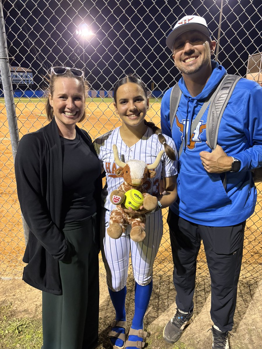 StaleyE33's tweet photo. First OTF HR in our win tonight! Pitched 7 innings with great defense all around! https://t.co/sNNhIV4tQT
