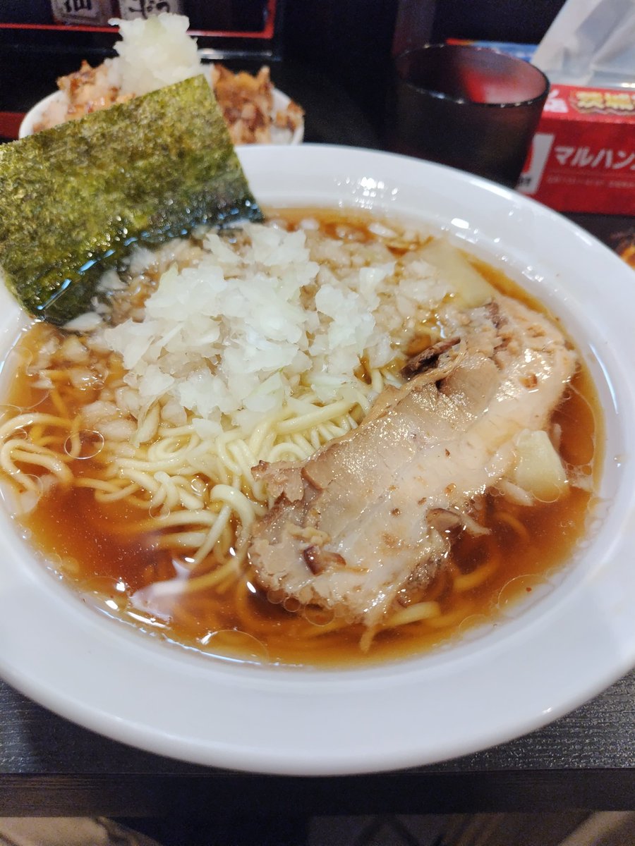 森ボン tweet media