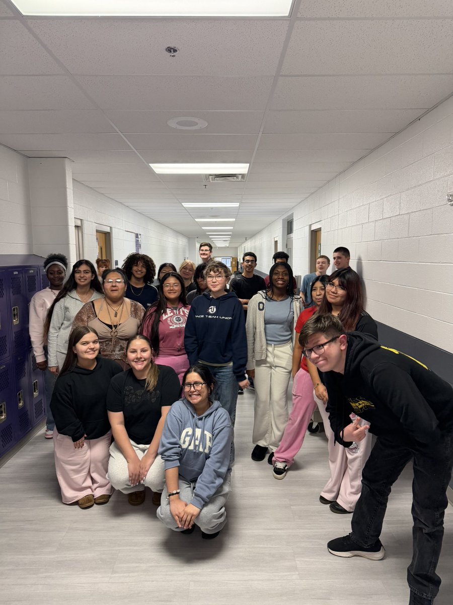 SmyrnaBulldog's tweet photo. These Bulldogs chose to work overtime to improve their scores at this year's ACT Bootcamp! Good luck, one and all! #onlyoneSHS #ACTingUp https://t.co/3lHlXAiRue