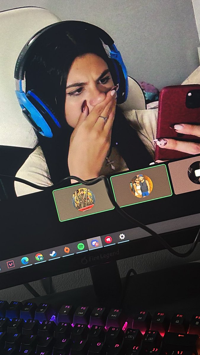 More 💗 tweet media