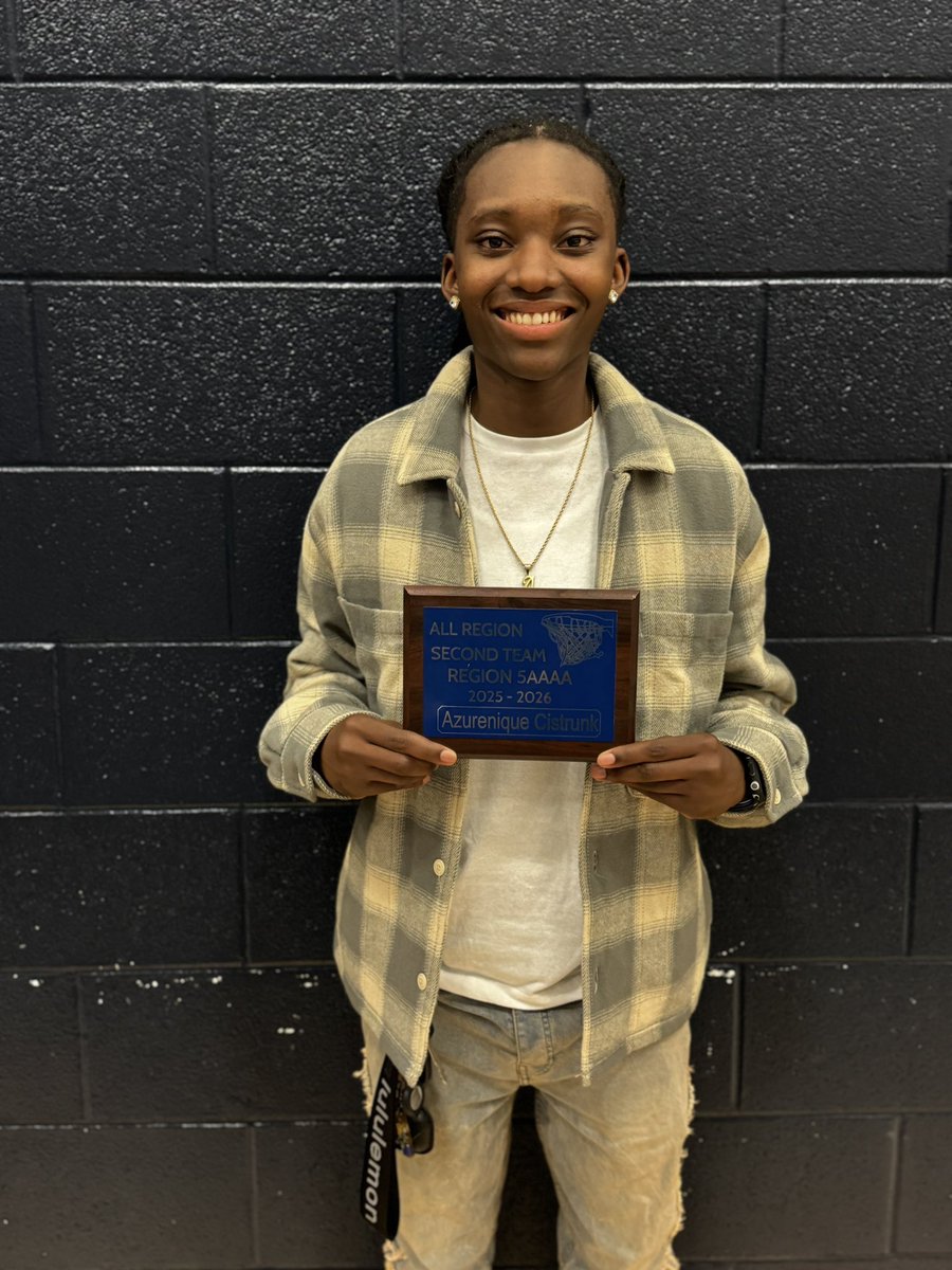 LHSLadyWolverinesHoops tweet media