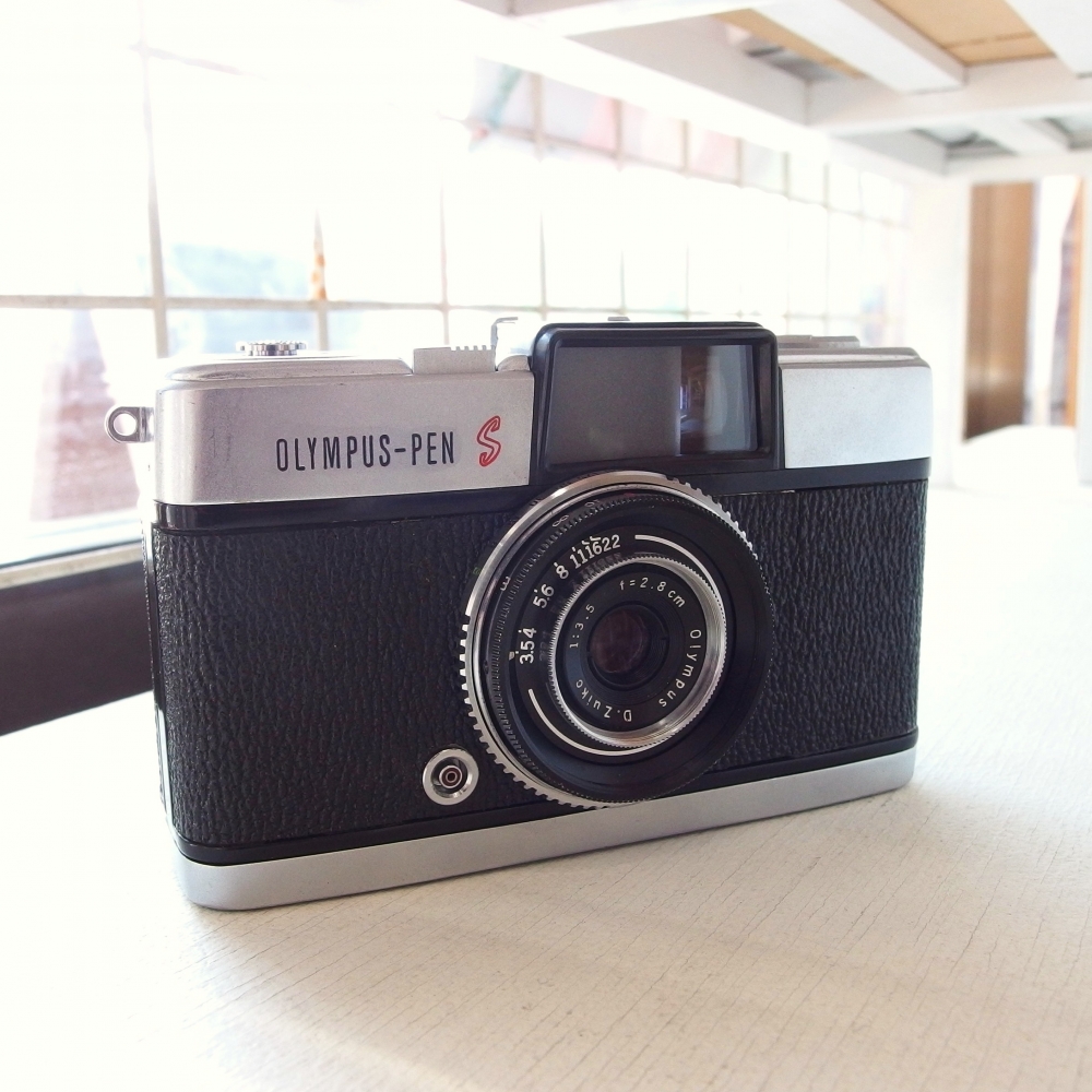 OLYMPUS PEN-S【整備済】￥24,000 by たまプラーザ店 初代より明るい