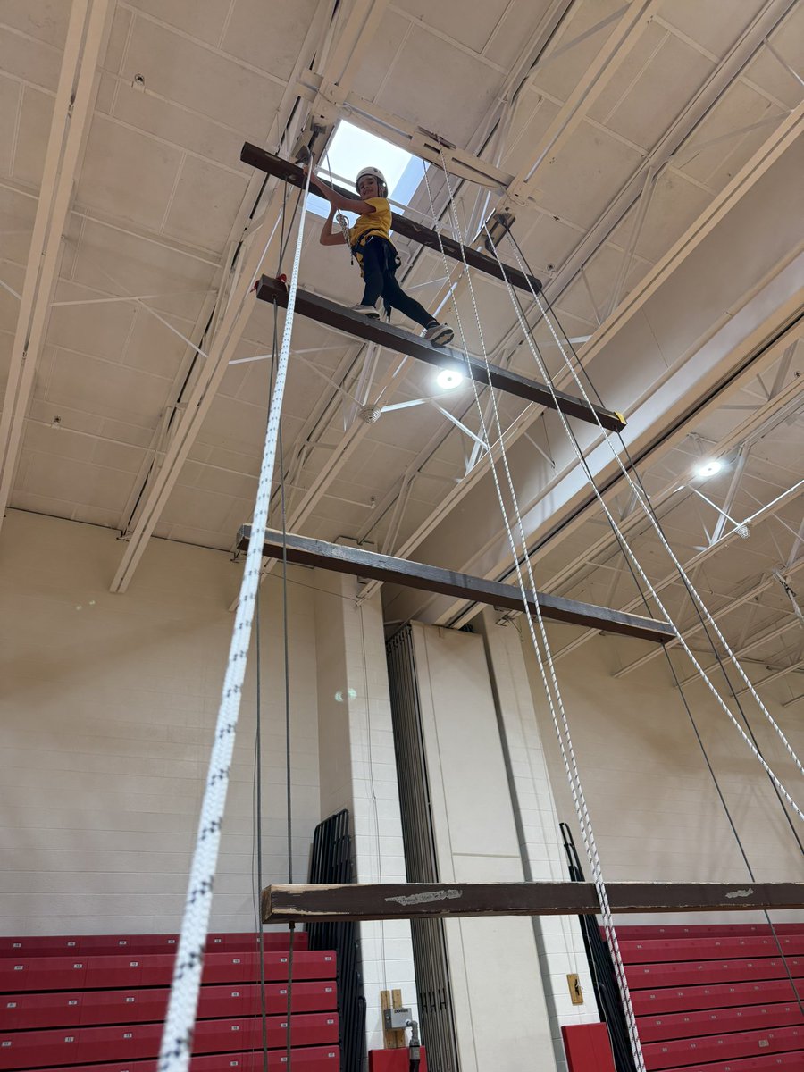 jrobbHPE's tweet photo. 🧗 https://t.co/pvzWiO3STU