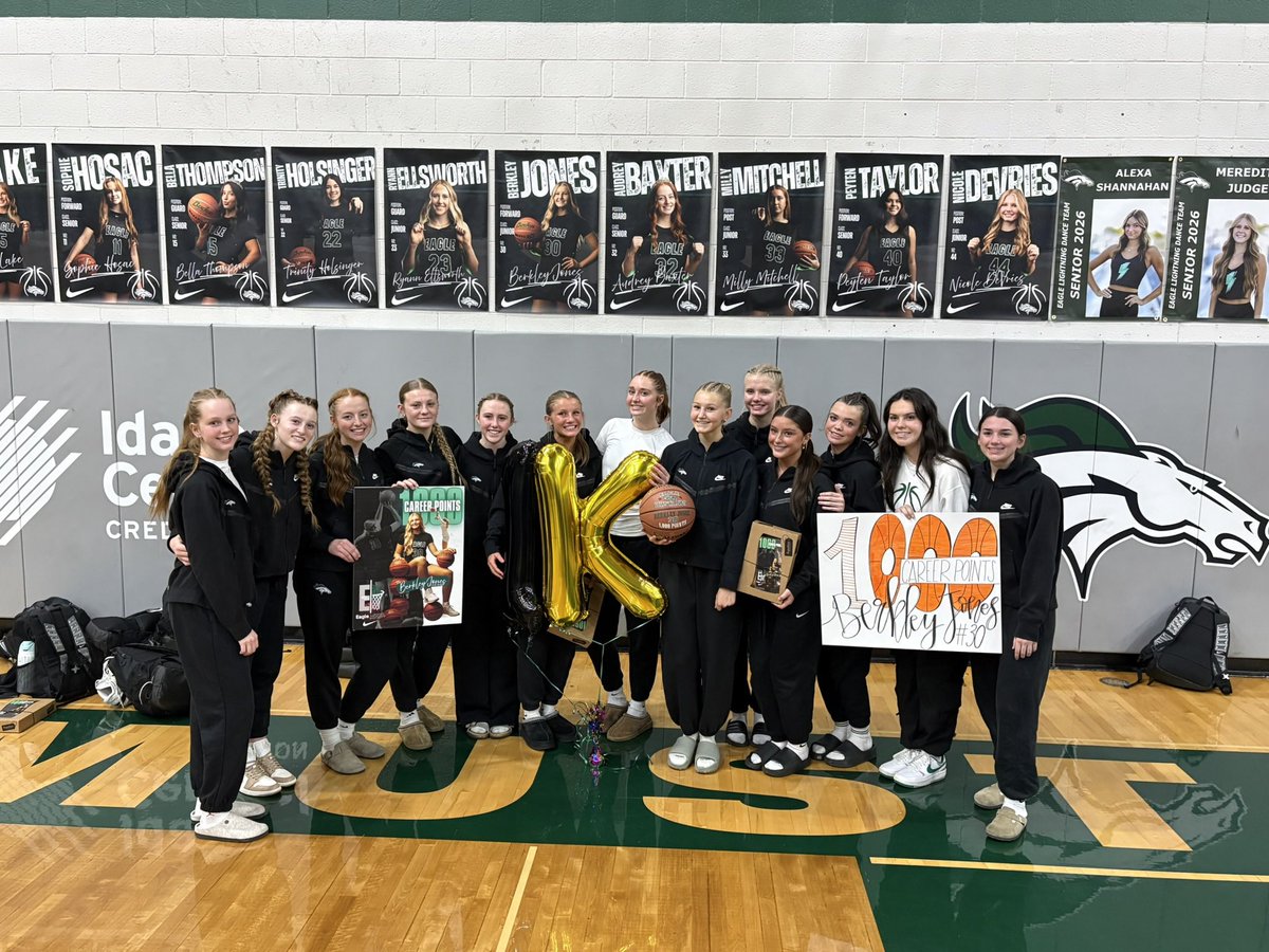 eagleladyhoops's tweet photo. Three 1000 point scorers. Berkley Jones (2027), Taya Nelson (2027), and @LibertyWBB signee Trinity Holsinger (2026) goes over 1000 points, scoring 23 in the state championship! https://t.co/k62WqKendG