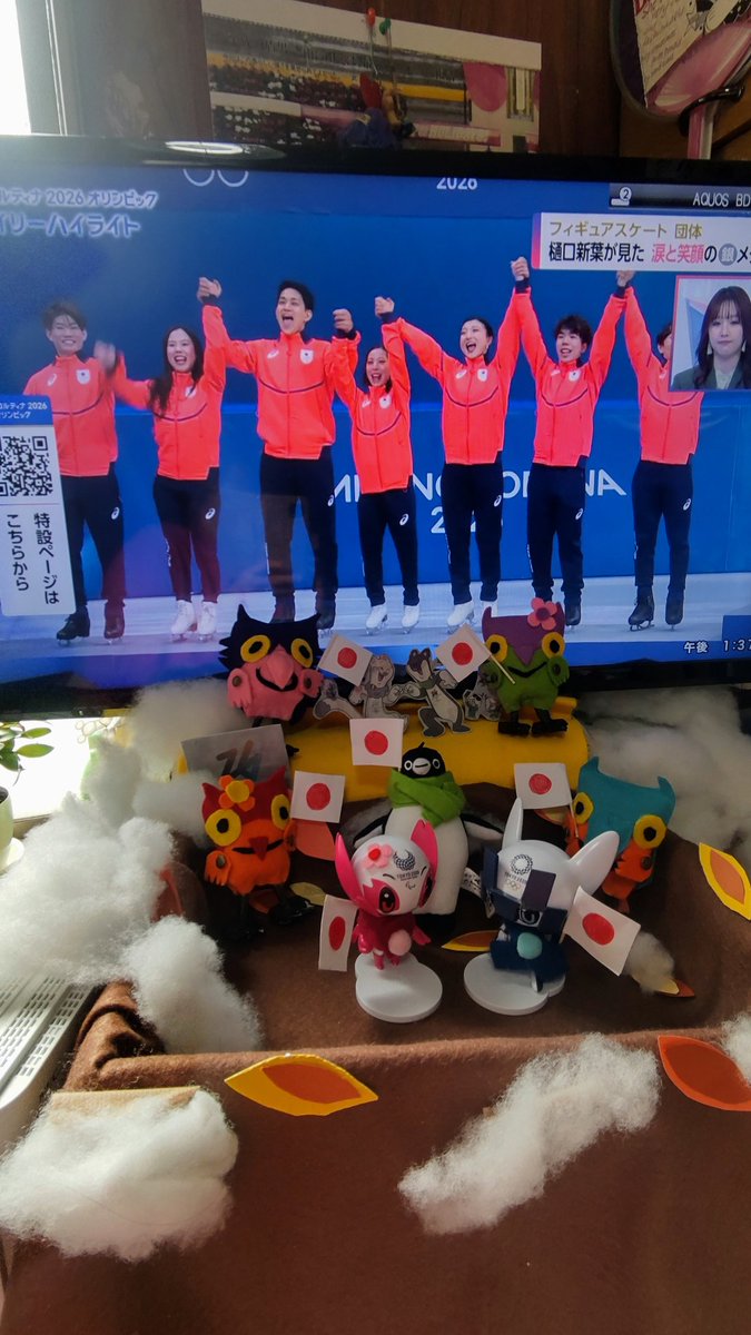 hattaninko's tweet photo. 🌸熱闘を振り返る⑤💙スノーレッツ「フィギュア団体⛸️銀メダル❗😂」ソメイティ「🏂️スノボビッグエア女子🥇村瀬ココモちゃん🥲」ミライトワ「🏂️スノボ男子ハーフパイプ🥇戸塚優斗くん🥉山田琉聖くん😀」日本のスノボを牽引する強さにテンション爆上がり❗＃ミラソメちゃん存続希望💕＃スノーレッツ https://t.co/SvpIinFh6r