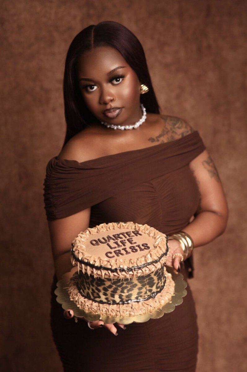 _jayawhite's tweet photo. Had balloons on my page Monday 🥂 https://t.co/eYPpyZrwBJ