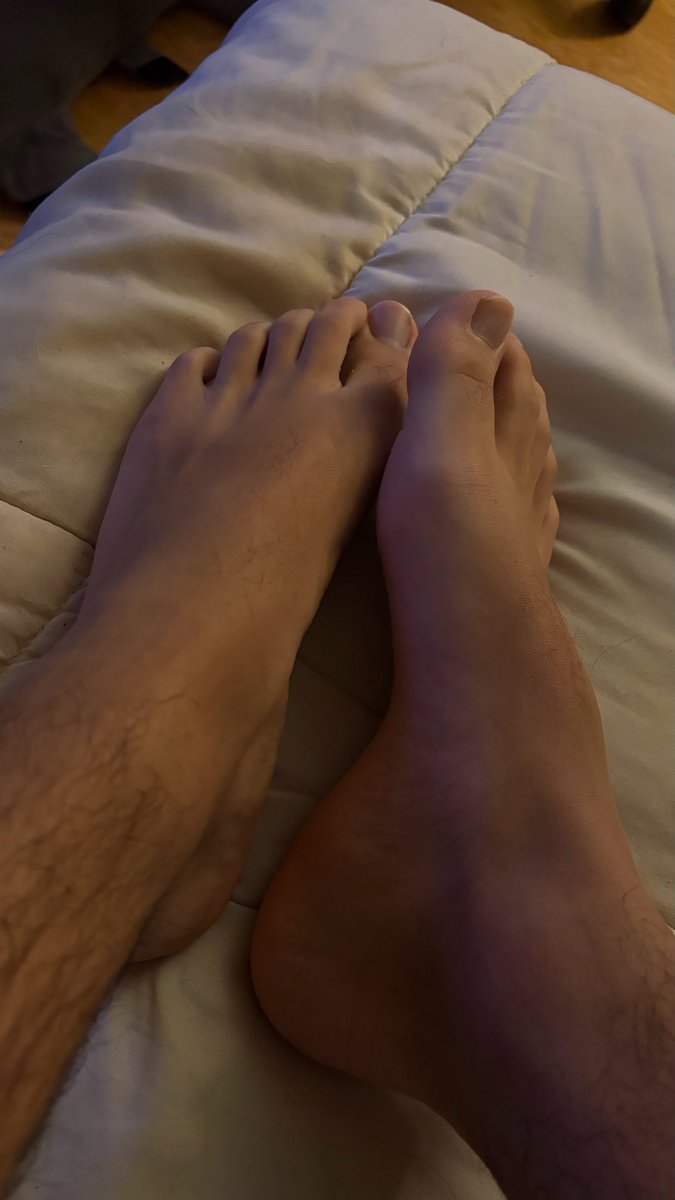 MaxPlaytime's tweet photo. selling feet customs for $25 &amp; up
#feet #foot #fetish #seller #femboy #paypig https://t.co/T2IV8syxV7