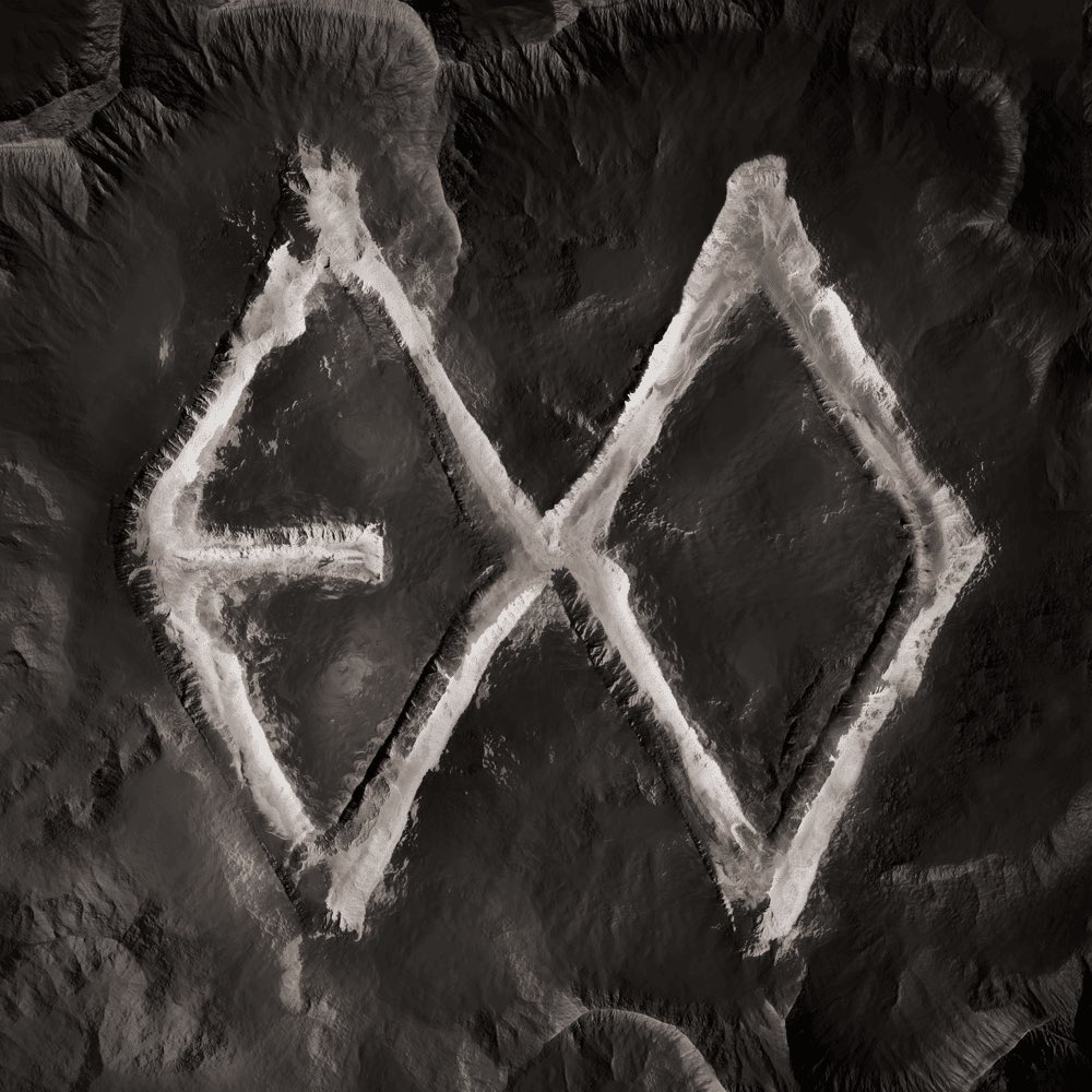 EXO Charts tweet media